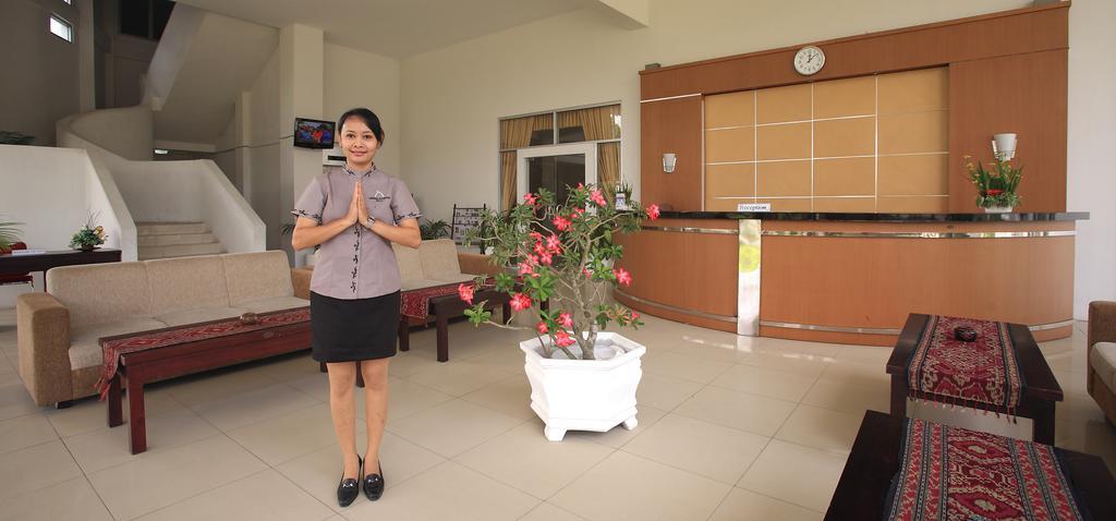 Hotel Narmada Convention Hall à Mataram Extérieur photo