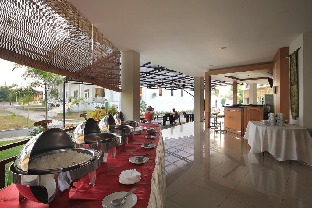 Hotel Narmada Convention Hall à Mataram Extérieur photo